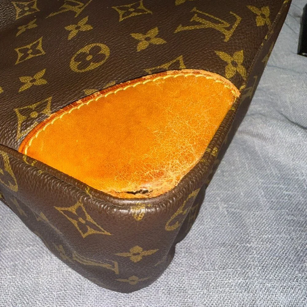 **Authentic** LOUIS VUITTON MONOGRAM BOULOGNE 35 SHOULDER BAG - Picture 10 of 12